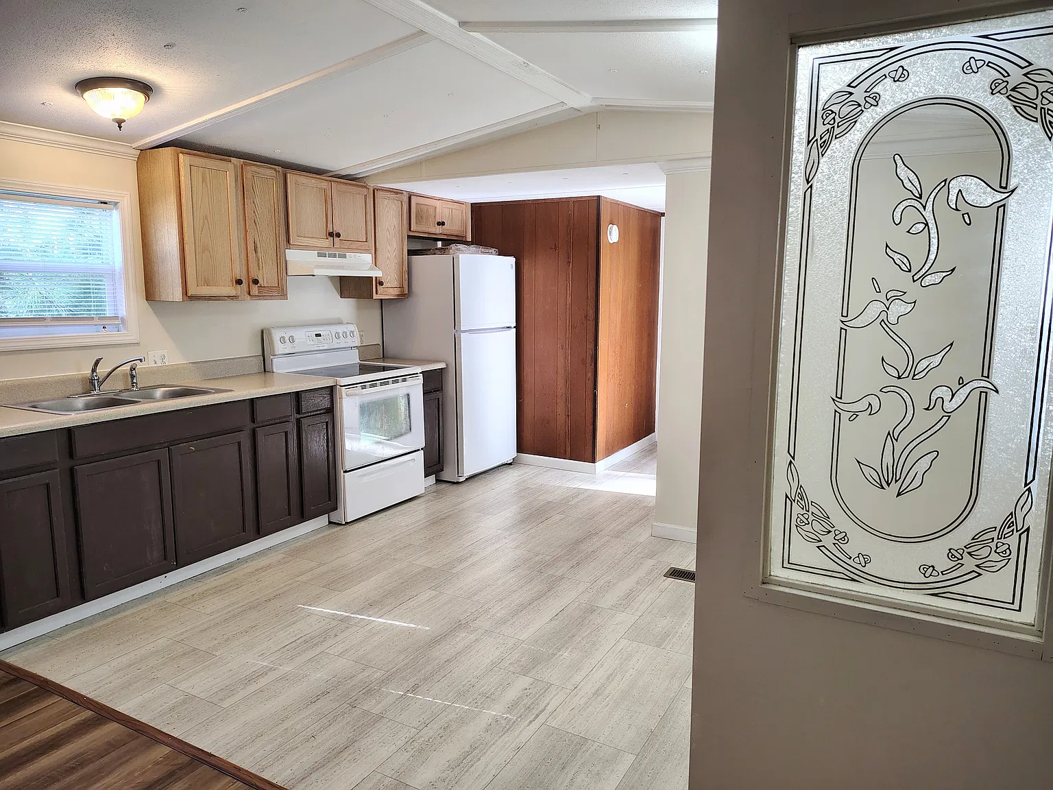 2 bed, 900 sqft, $950 — Photo 4