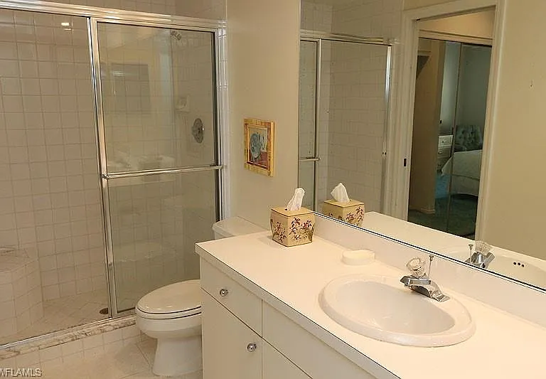 784 Willowbrook Dr #608 — Photo 12