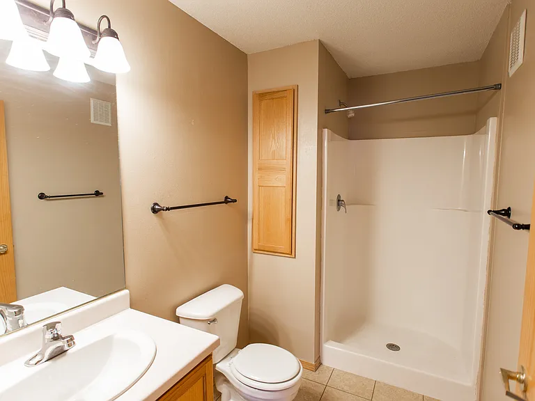 Deer Ridge Apartments — Photo 12
