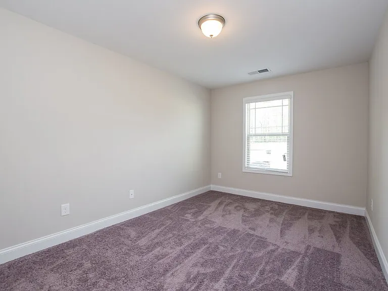 593 Joneus Dr — Photo 14