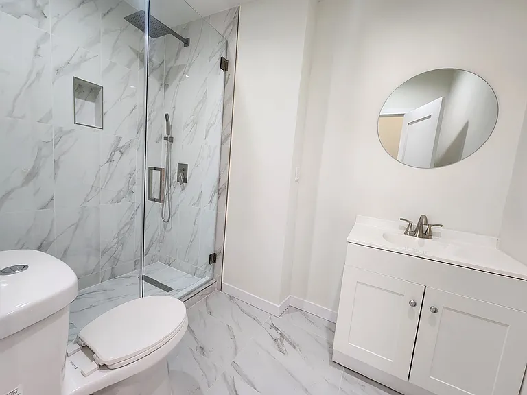 737 N Ridgewood Pl #1/2 — Photo 12