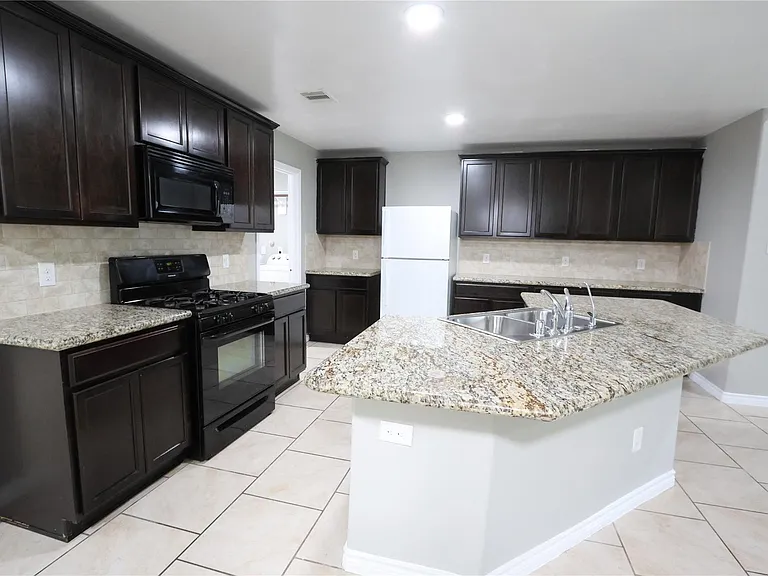 17703 Rose Summit Ln — Photo 5