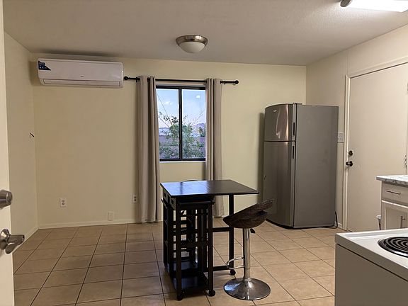3rd image of 11417 S Guadalupe Dr
