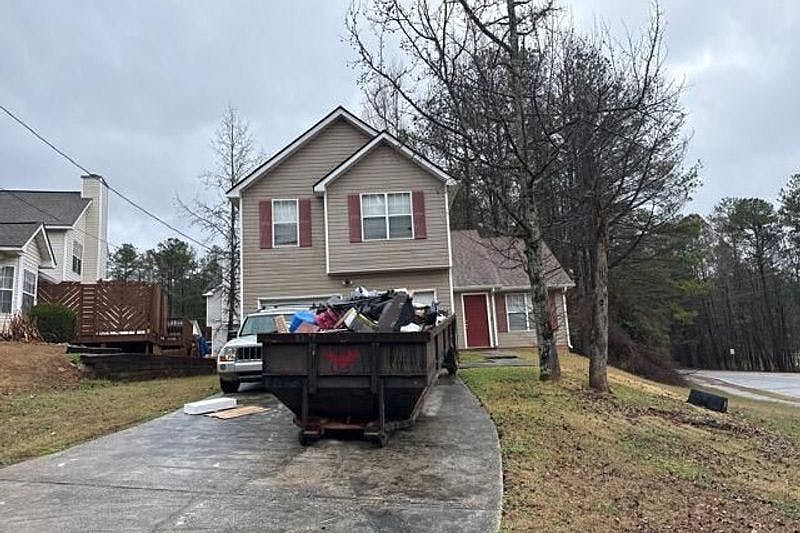 1st image of 7005 Mahogany Dr