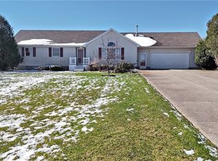 8490 Hahn Rd, Fredonia, NY 14063