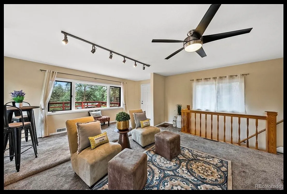 2 bed, 900 sqft, $2,495 — Photo 4