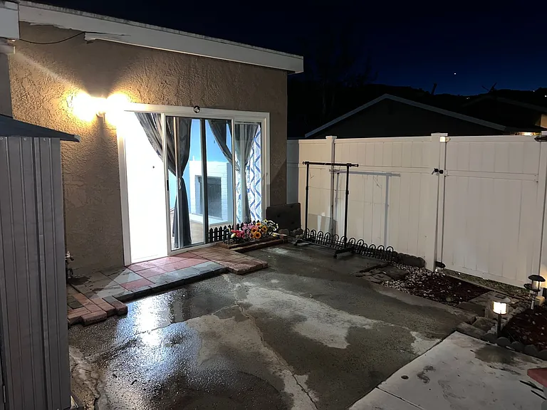 44586 La Paz Rd — Photo 3