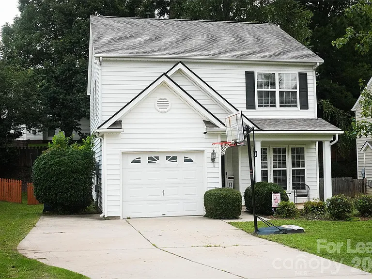 3917 Caliper Pl — Photo 1