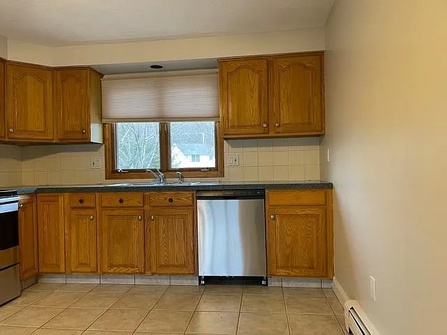300 Old County Rd #4 — Photo 25