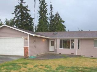 318 Dunbar Ln, Camano Island, WA 98282