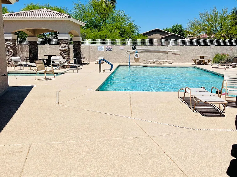 203 W Nolan Way — Photo 34