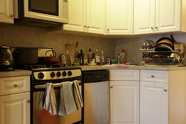 Rented by Easy Rental LLC