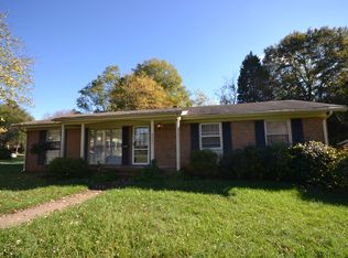 4244 Dowling Dr, Charlotte, NC 28205