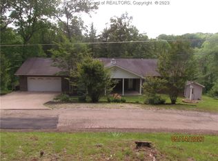 1306 Winterfell Rd, Charleston, WV 25314