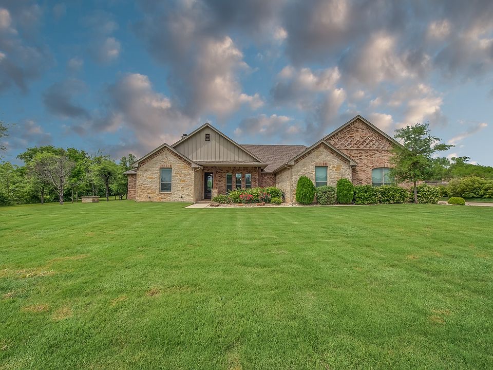 1st image of 1011 Merriam Ct