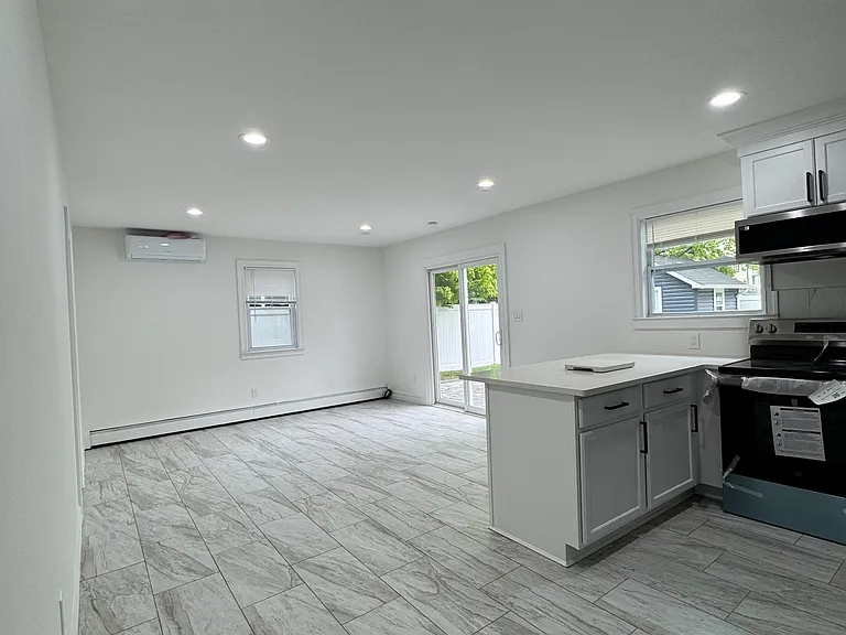 26 Norwich St — Photo 1