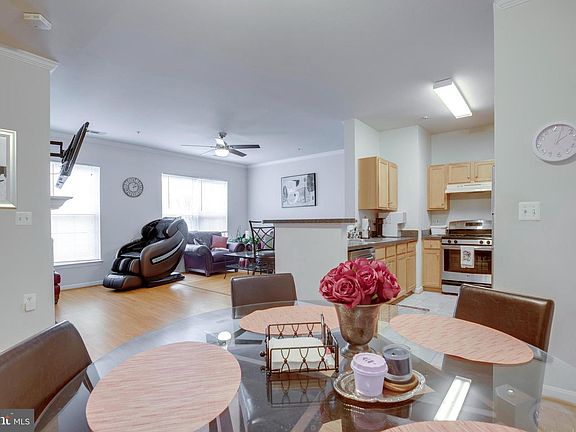 4th image of 5120 Brittney Elyse Cir #T