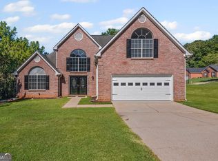 12189 Lauren Way, Fayetteville, GA
