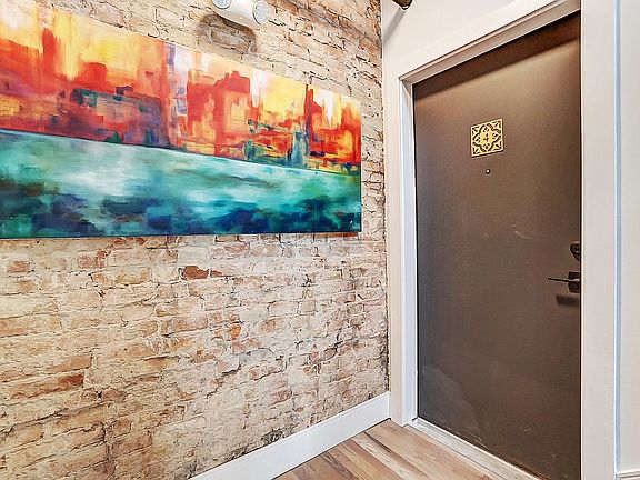 5th image of 215 Wade St #4