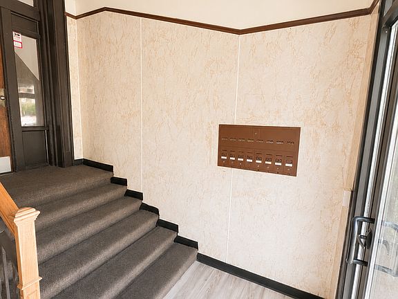 5th image of 6527 S Kimbark Ave APT 1R