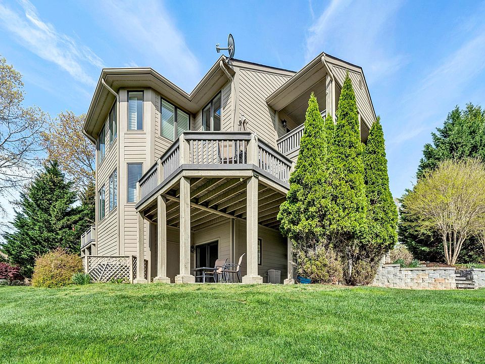 1st image of 120 Fawn Haven Ln