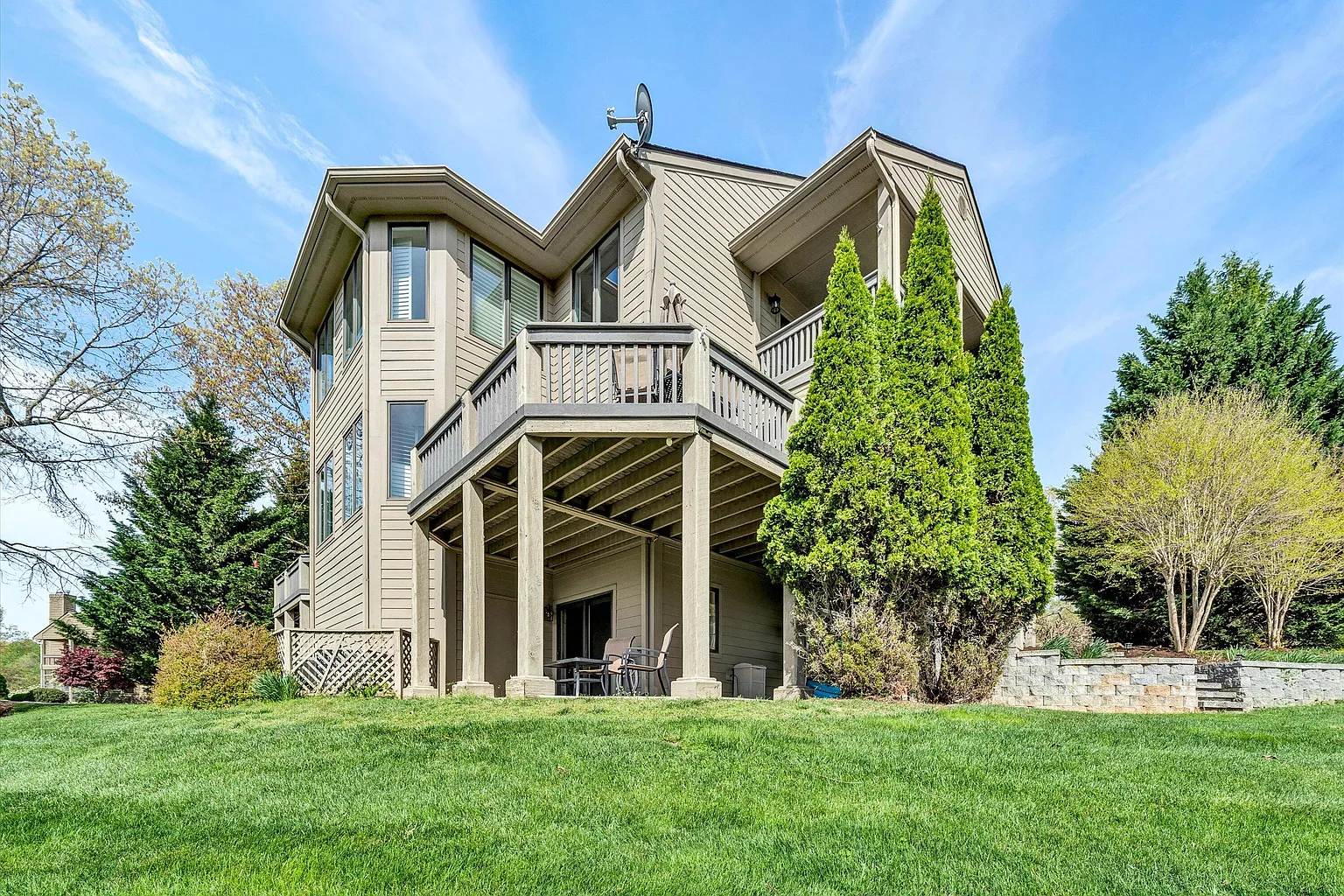120 Fawn Haven Ln photo 1