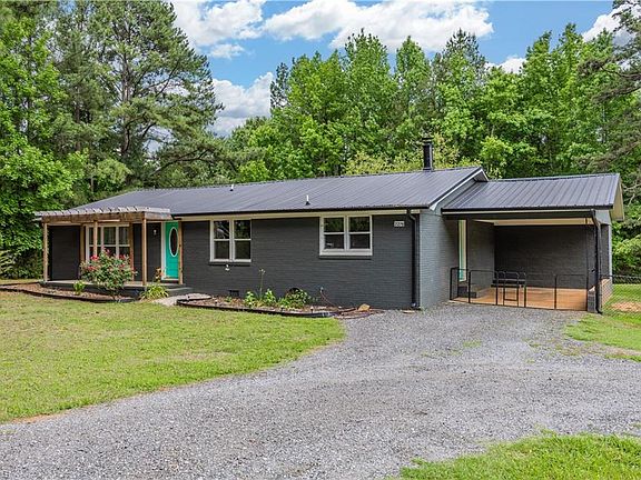 4th image of 2276 Cid Rd