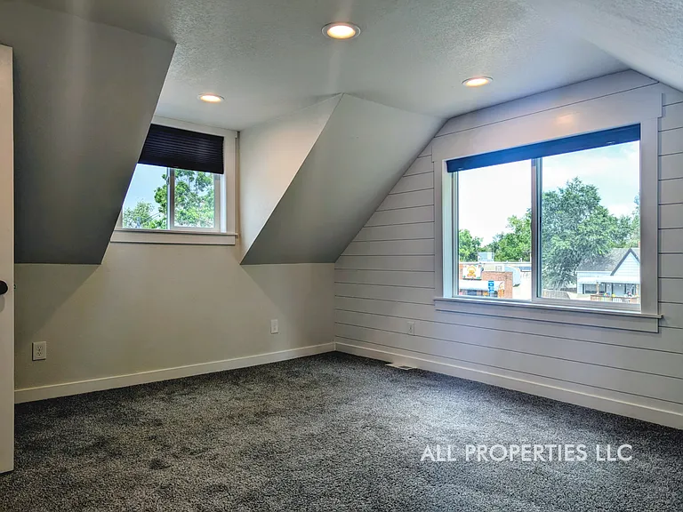 59 Knox Ct — Photo 38