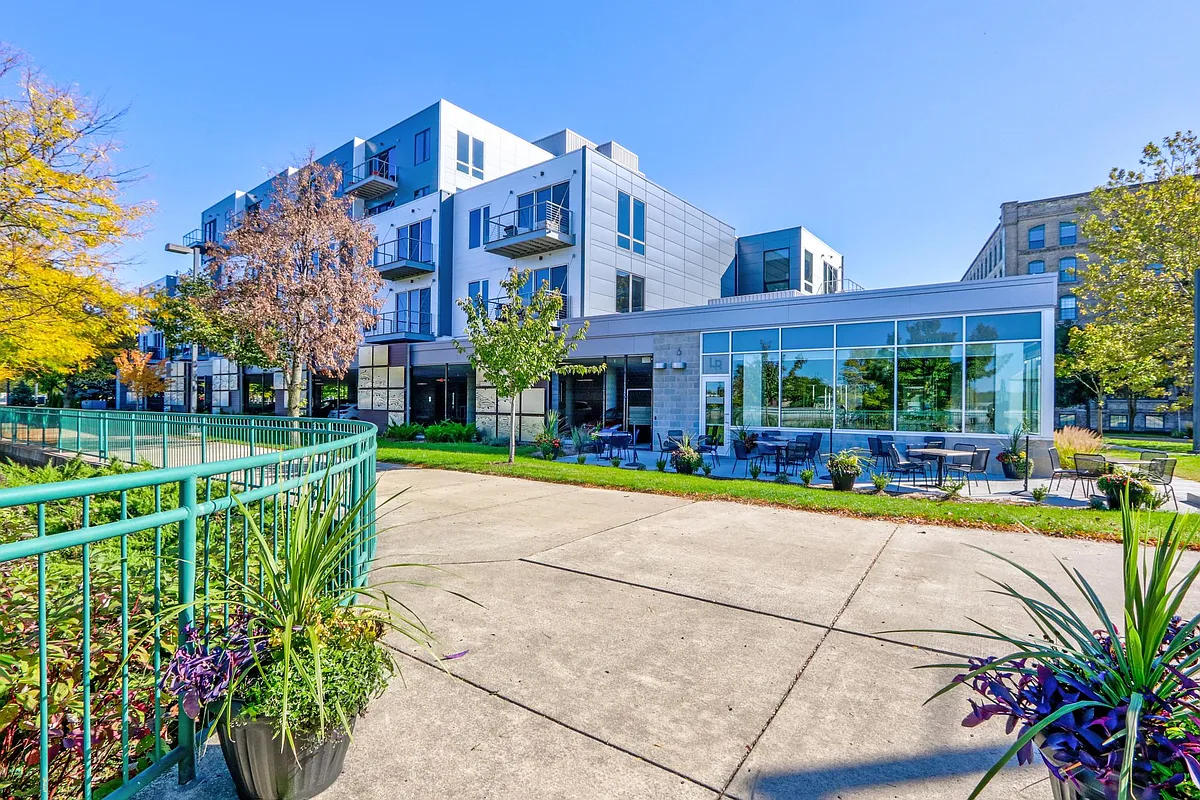 Building Photo - The Homes at River's Edge