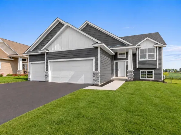 2617 213th St W, Farmington, MN 55024