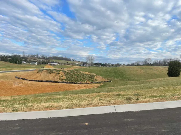 26 Cattlemans Trl, Jonesborough, TN 37659