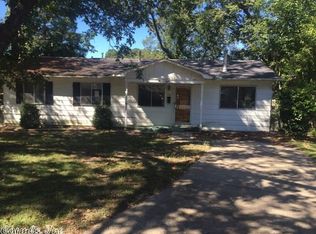 38 Elmhurst Dr, Little Rock, AR 72209