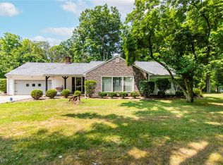 1085 Fairfield Ave, Columbiana, OH 44408