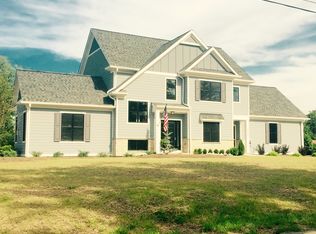 6016 Arnett St, Cincinnati, OH 45243