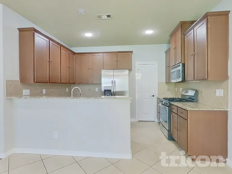 1819 Jara Ct — Photo 5
