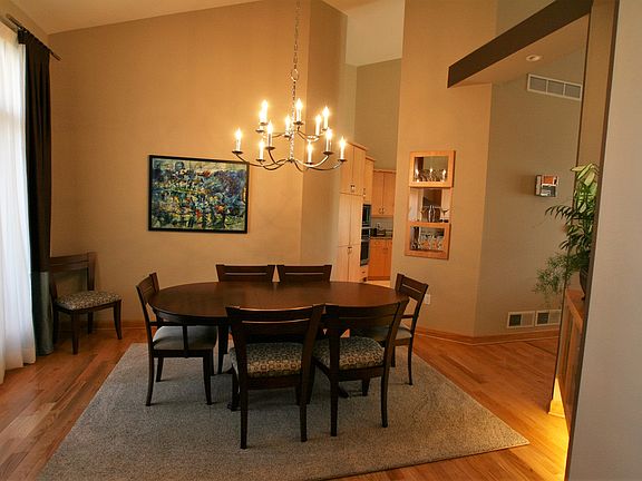 5th image of 3024 Stamford Pl