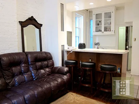 Rented by Halstead Real Estate | media 21