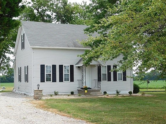 Front of House facing west