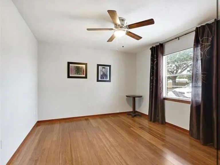 4401 Yale St #B — Photo 8