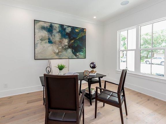 5th image of 1751 Taylor Ave