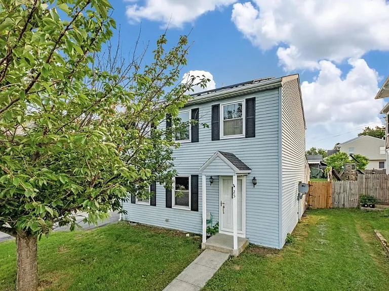 25 N Maple Ave — Photo 1