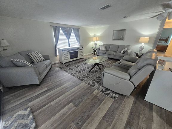5th image of 5557 SW 58th Pl