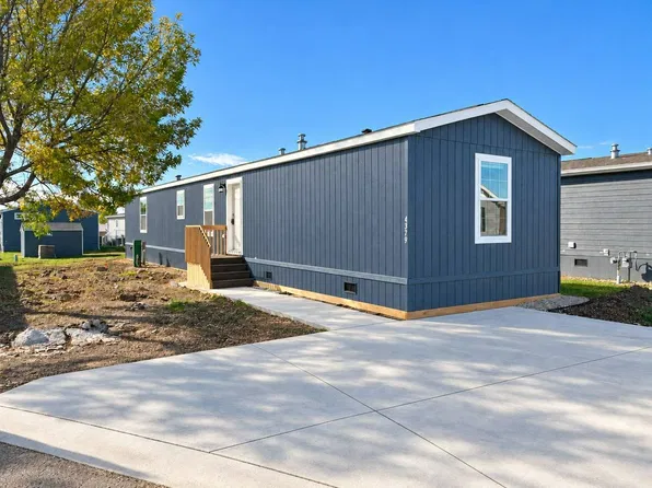 4379 Circlewood Dr, Rapid City, SD 57703
