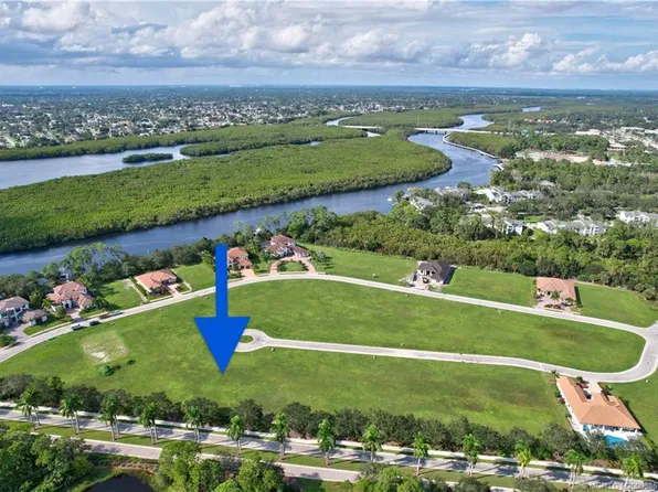 133 SE Via Lago Cervaro, Port Saint Lucie, FL 34952