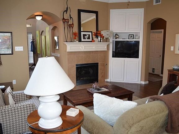 5th image of 2533 Dunbar Dr