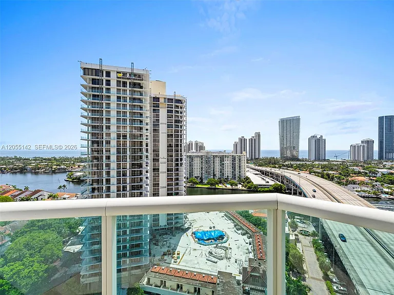 19400 Turnberry Way #1911 — Photo 37