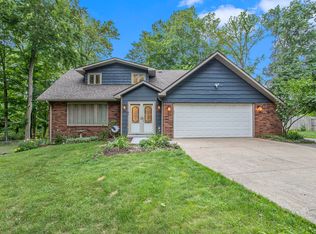 2569 Ridgewood Trl, Berrien Springs, MI 49103