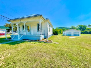 1001 Market Ave, Iron Gate, VA 24448