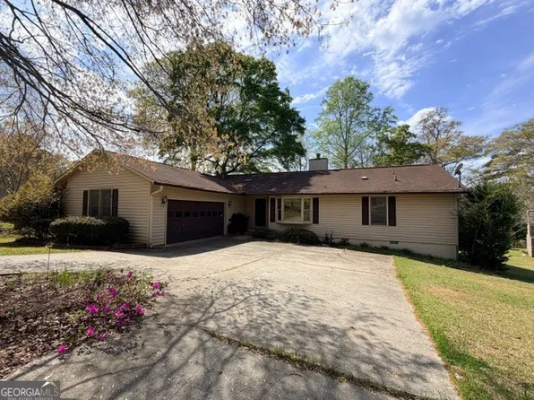 196 Old Plantation Trl NW, Milledgeville, GA 31061