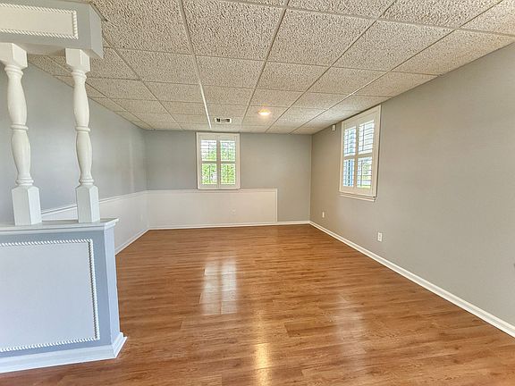 4th image of 1835 42nd Ave #B